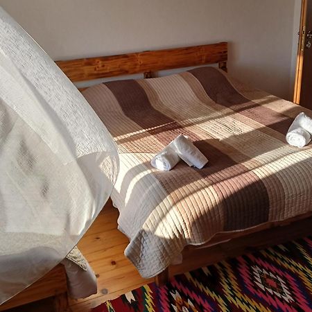 Bujtina Tusha Hotel Priska e Madhe Eksteriør billede