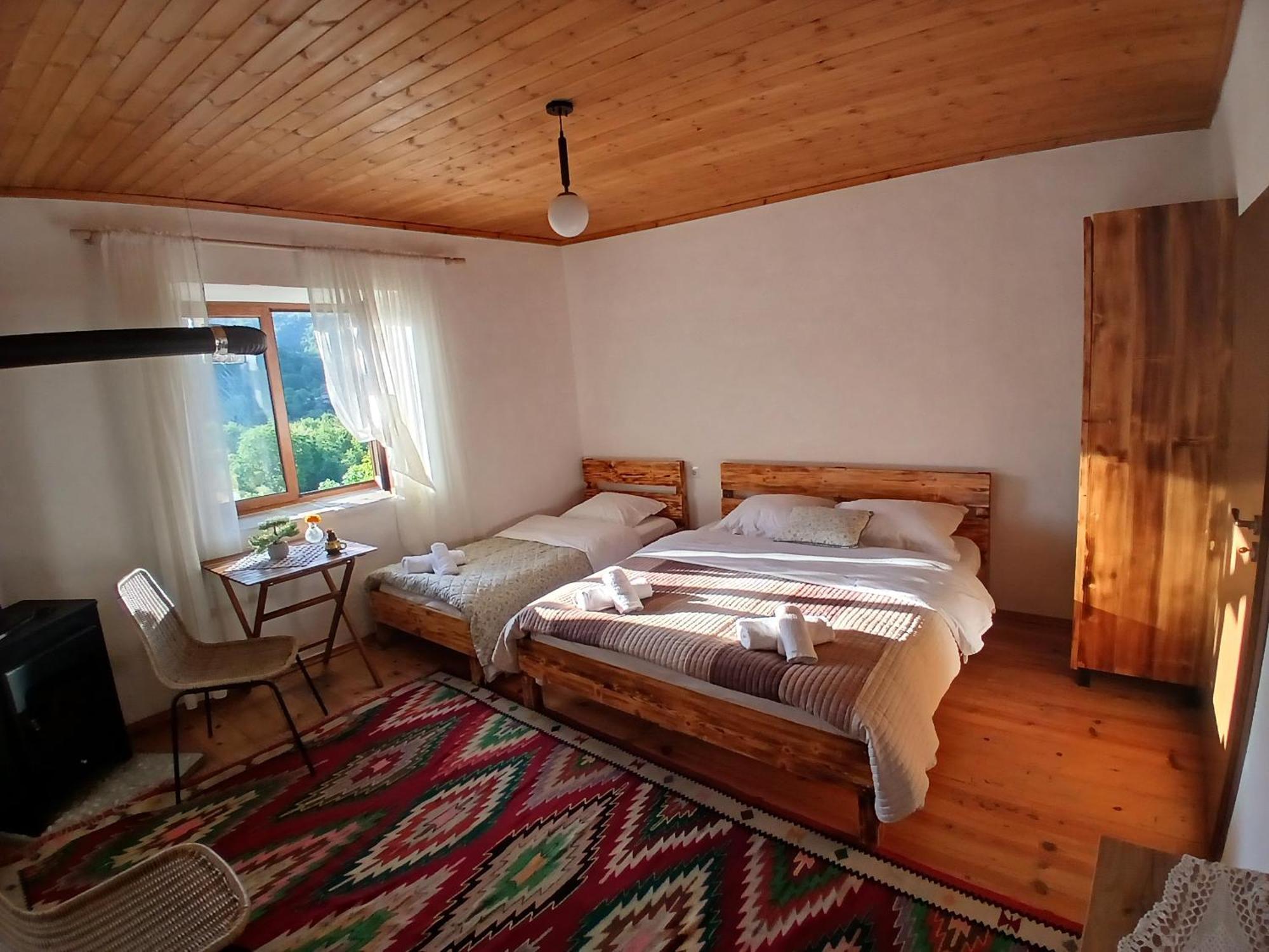 Bujtina Tusha Hotel Priska e Madhe Eksteriør billede