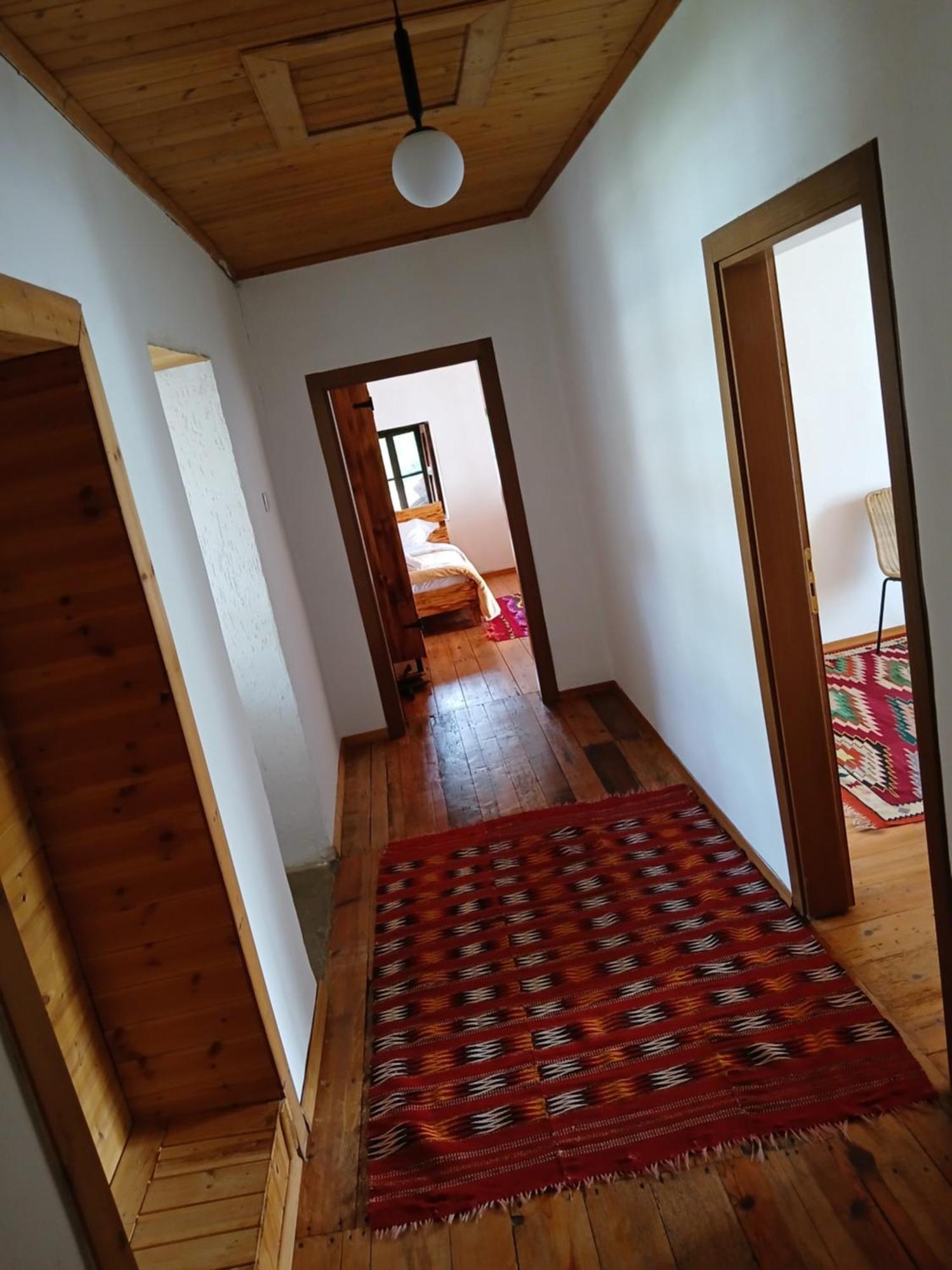 Bujtina Tusha Hotel Priska e Madhe Eksteriør billede
